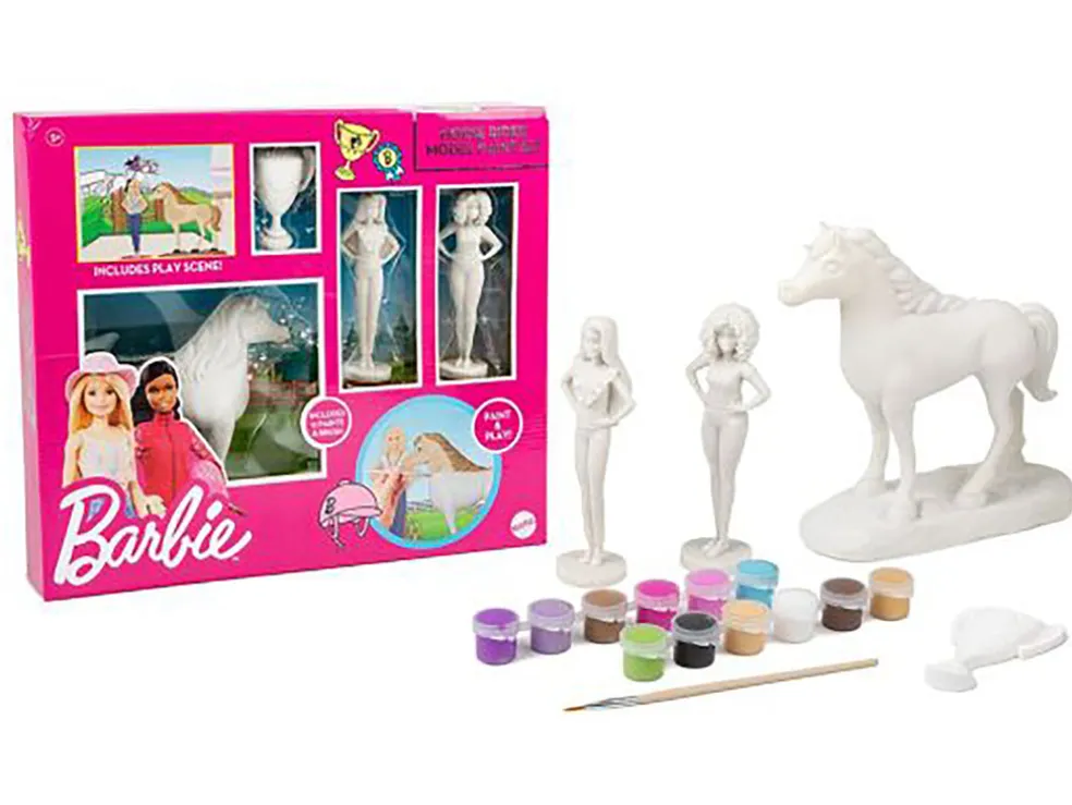Maalaussetti Barbie maalaa oma hevonen